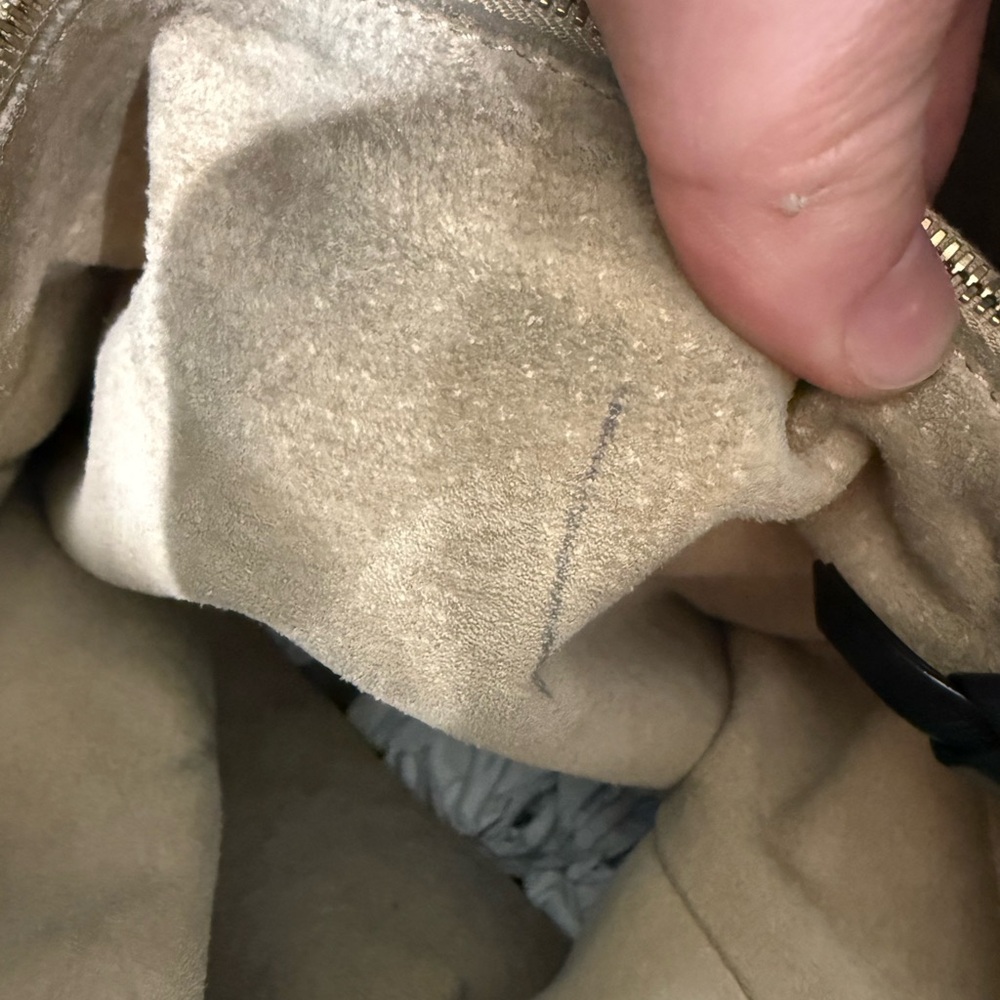Bottega Veneta Black Tote - Picture 5 of 8